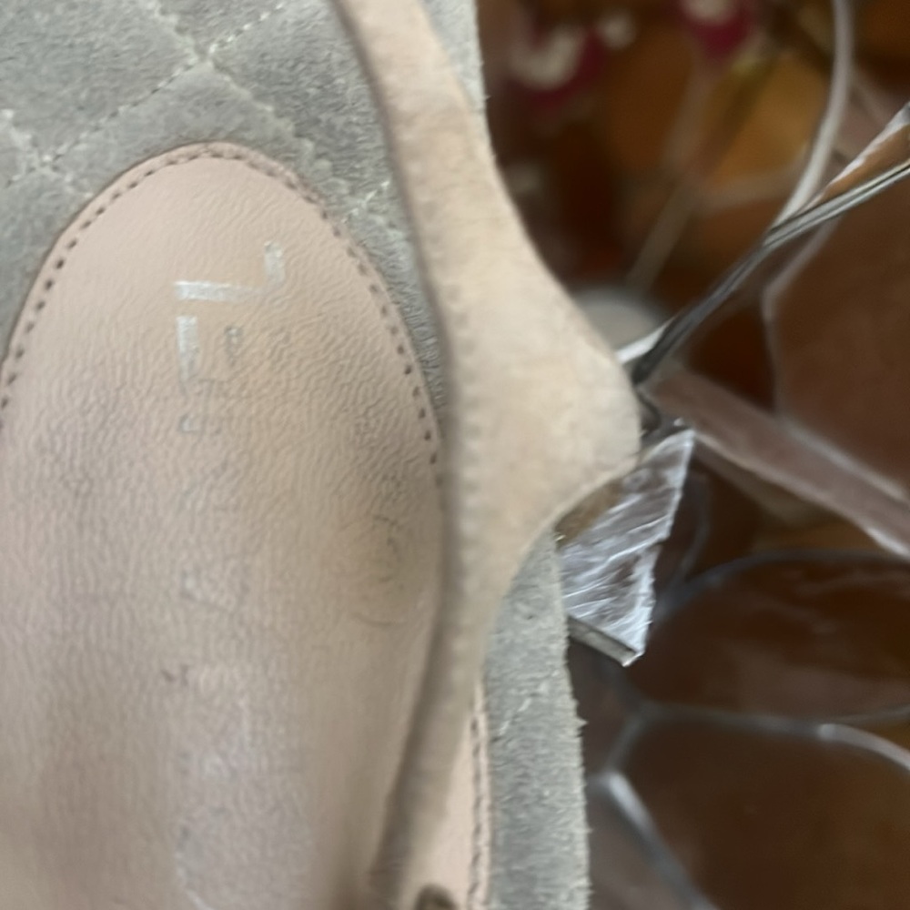 CHANEL
Sandal
38.5
Good condition - Picture 7 of 8